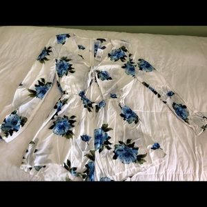 NWT. Kendall & Kylie Keyhole Long Sleeved Romper